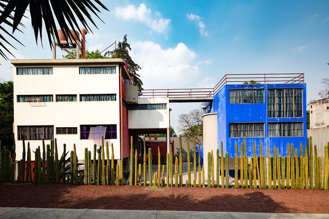 Frida Kahlo Museum, Diego Rivera Studio & Anahuacalli Museum Private Tour - Three museums that explain more than one famous painter