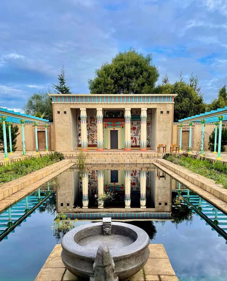 From Auckland: Hobbiton & Hamilton Gardens Small Group Tour - Is the $209 price good value?