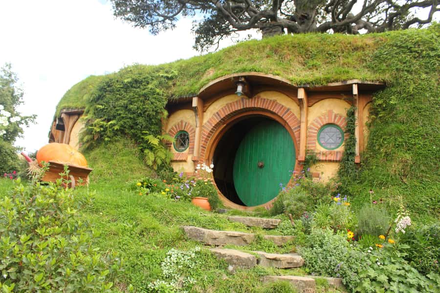 From Auckland: Hobbiton Movie Set Private Tour (Flexible) - Key points to know before you book