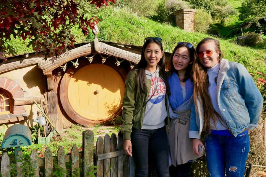 From Auckland: Hobbiton & Waitomo Caves Full-Day Trip - Two New Zealand icons in one demanding day