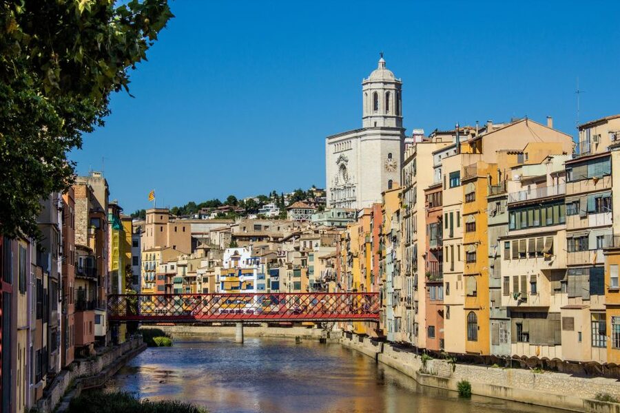 From Barcelona: Girona, Game of Thrones Tour - The Onyar River and the Eiffel bridge