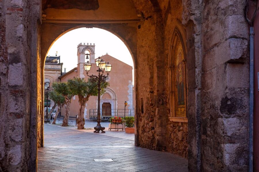From Catania: Guided Godfather Tour with Taormina Visit - Key Points to Know Before You Book