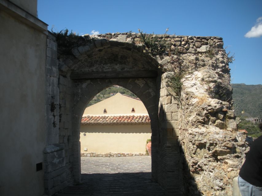 From Catania: The Godfather Movie Day Trip in Sicily - Who should book this experience?