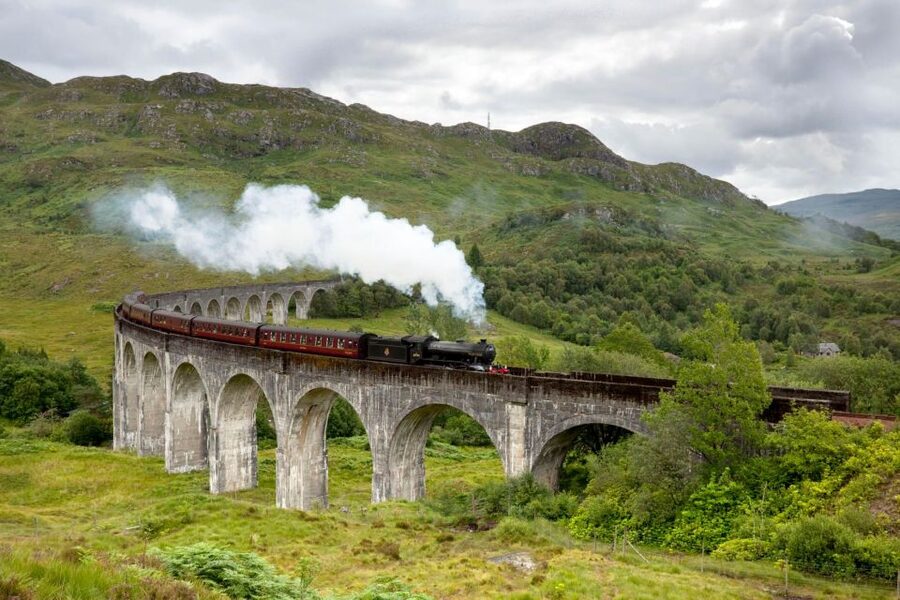 From Edinburgh: Isle of Skye and Hogwarts Express 4-Day Trip - Day 4: Ferry, steam train, and Pitlochry