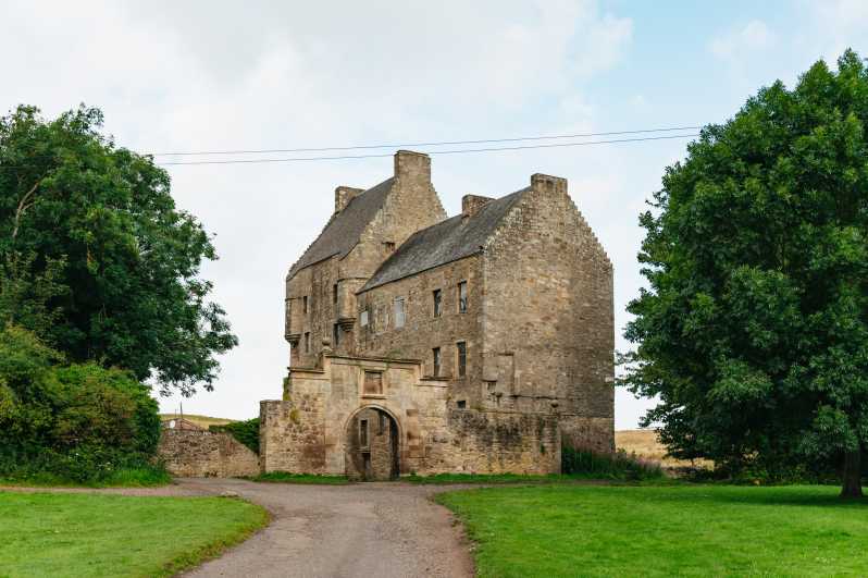 From Edinburgh: "Outlander" Filming Locations Explorer Tour - Key points at a glance