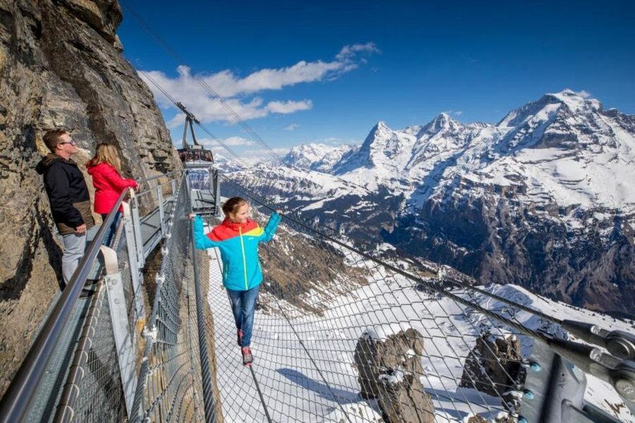 From Lausanne: Spectacular Schilthorn with 007 Experience - Should you book the Schilthorn day trip?
