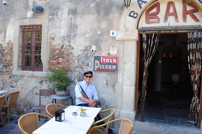 From Messina Cruise Terminal: Private Godfather tour + Lunch - Bar Vitelli and the famous wedding square