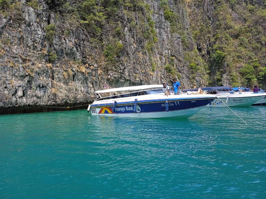 From Phuket: James Bond & Phi Phi Islands Private Boat Tour - Who Gets the Most From This Charter