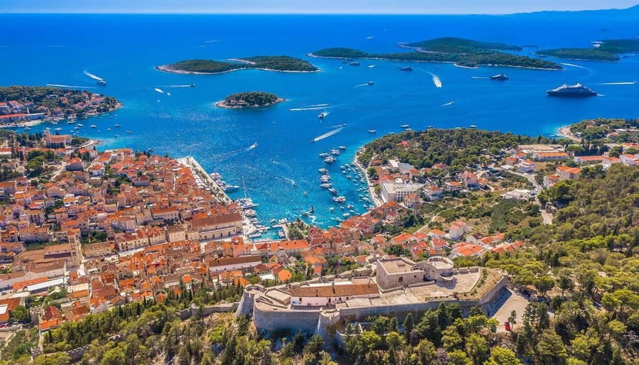 From Split: Blue Cave, Hvar & Mamma Mia, 5 island tour - Stiniva Cove: a short look at Vis