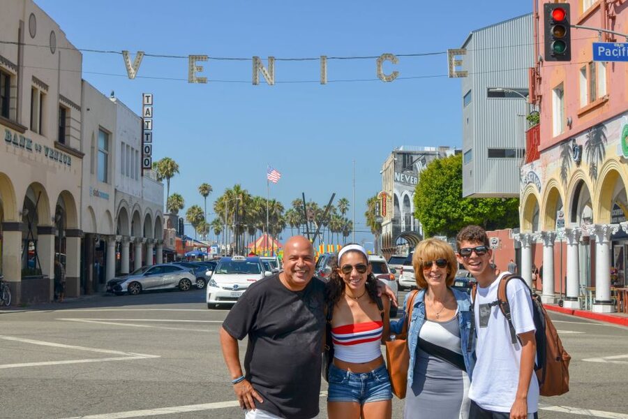Full-Day City Tour of LA, Hollywood, Beverly Hills & Beaches - Venice Beach shows LA at its most eccentric
