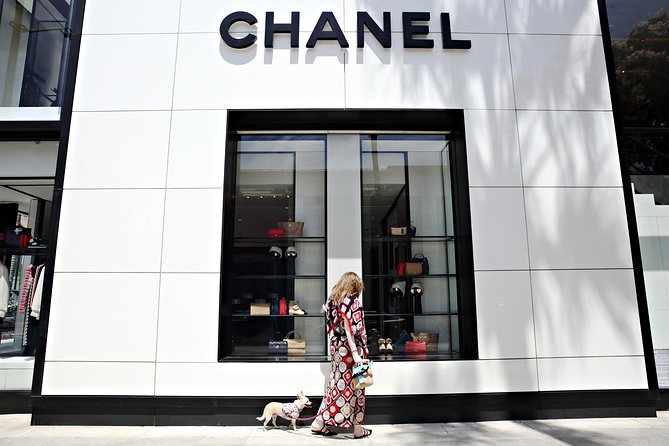 Full-Day Iconic Sights of LA, Hollywood, Beverly Hills, Beaches and More - Rodeo Drive and Beverly Hills offer the polished side