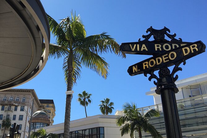 Full-Day LA Iconic Sites Tour From Hollywood with Six Stops - Lunch at the Original Farmers Market keeps the day flexible