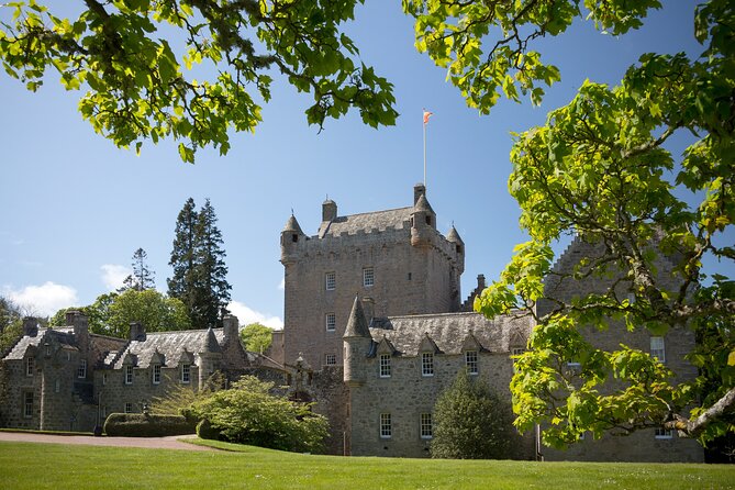 Full Day Outlander Inspirations Adventure From Inverness - Cawdor Castle: a look inside a Highland stronghold