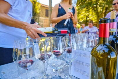Full Day Tour to Val d’Orcia and Gladiator’s Fields with Wines