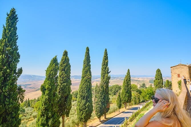 Full Day Tour to Val d'Orcia and Gladiator's Fields with Wines - Walking, weather, and practical preparation