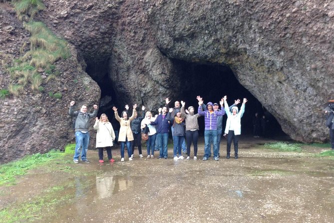 Game of Thrones and Giant's Causeway Full-Day Tour from Belfast - Your guide shapes the entire day