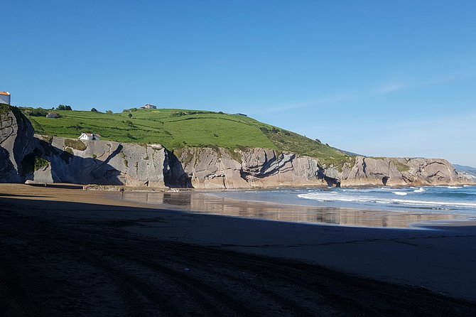 Game of Thrones Basque Coast Locations Tour from San Sebastian - The guides and the private format