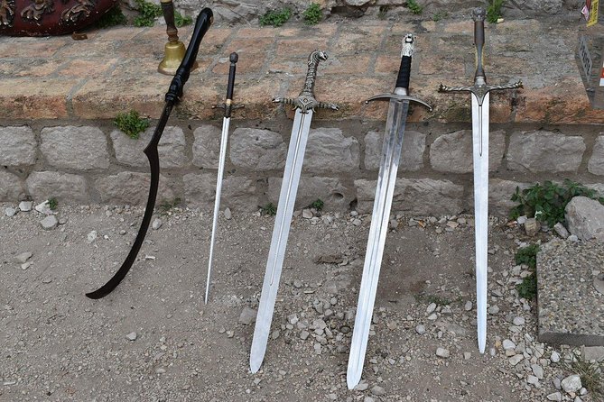 Game of Thrones Extended Tour with Swords and Props - The Jesuit staircase and the Walk of Shame