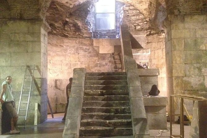 Game Of Thrones Split Walking Tour - Starting at the Peristyle, Split’s best first scene