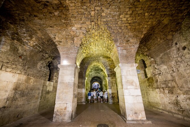Game of Thrones Walking Tour Split - The Peristyle, the palace’s grand opening scene