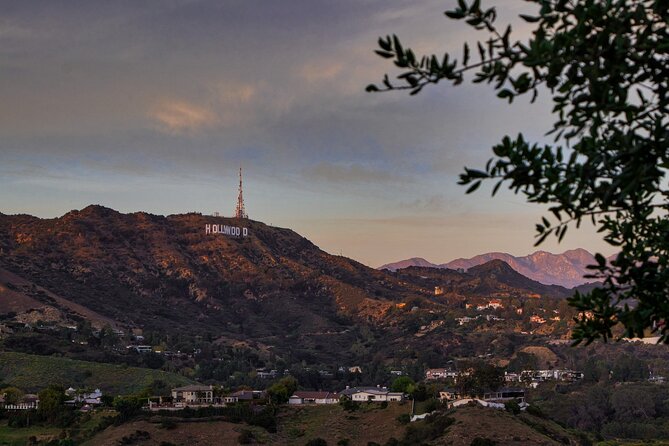 Ghost Hunt in Hollywood: Self-Guided Haunted Puzzle Walk - The Pantages Theatre and Hollywood’s movie-palace age