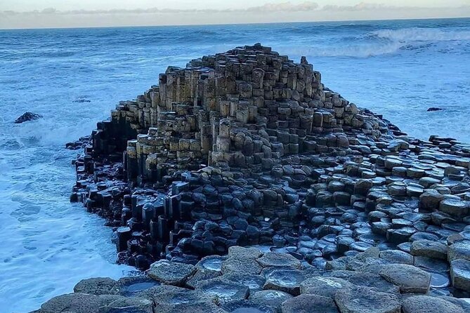 Giant's Causeway and Belfast City Murals Tour inc Game of Thrones Dark Hedges - Why this six-hour Northern Ireland tour works