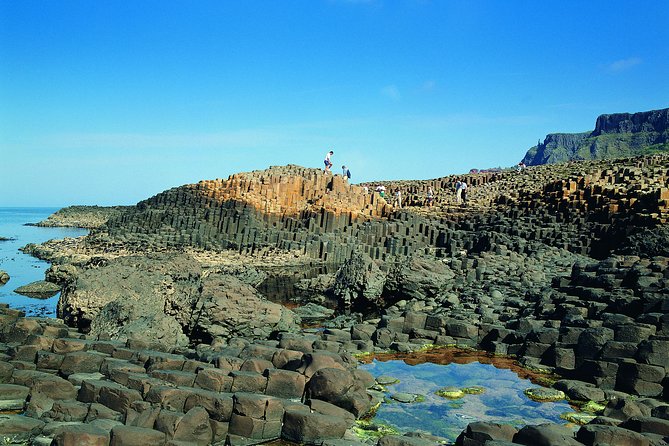 Giant's Causeway Tour including Game of Thrones Sites from Belfast - Bushmills Distillery and the short whiskey stop