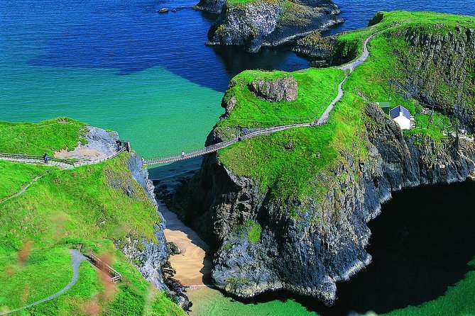 Giant's Causeway Tour including Game of Thrones Sites from Belfast - The Dark Hedges and Game of Thrones connections