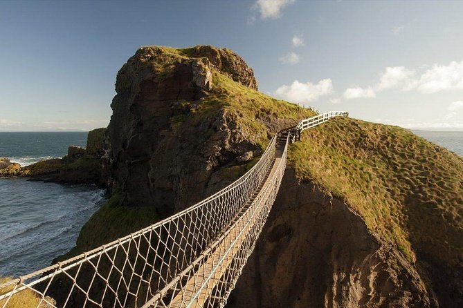 Giants Causeway & Game of Thrones Tour from Belfast - Timing, Transport, and Group Size