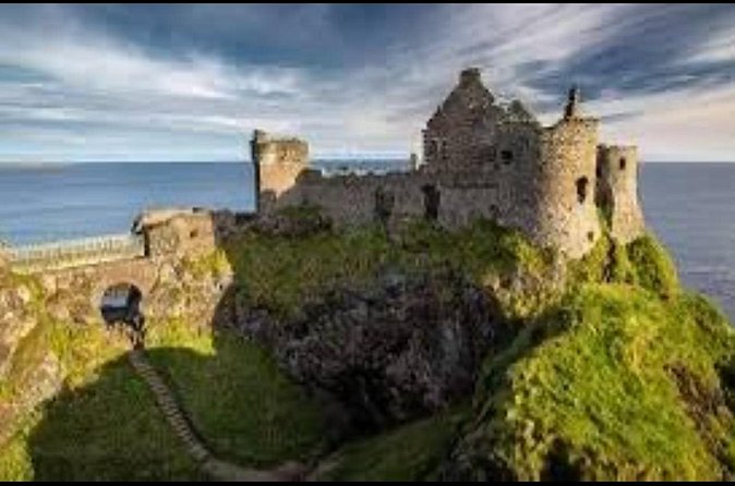 Giants Causeway Tour From Belfast including Game of thrones sites - Bushmills Distillery and the whiskey stop