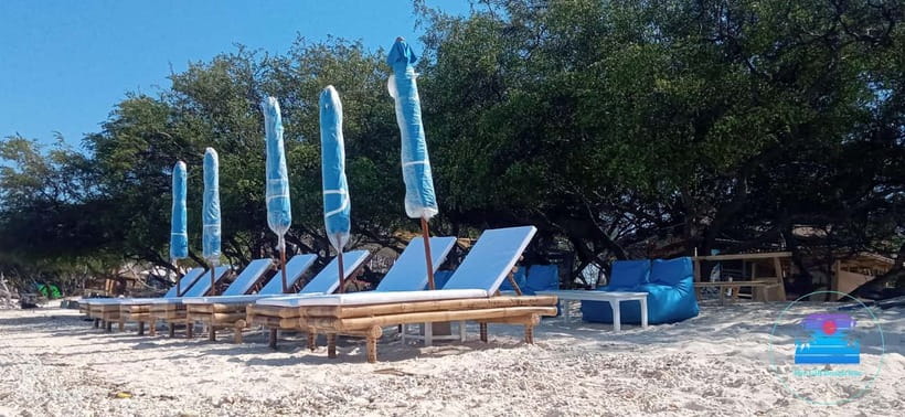 Gili Trawangan: The Beach Bar - Sunbed with Cocktail & Chill - Key points to know before you book