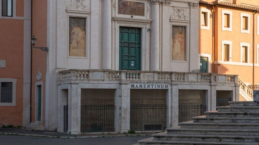 Gladiators & Saints: Colosseum Arena and St. Peter's Prison - How the timing and access affect the experience