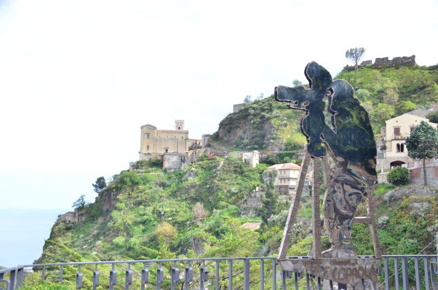 GODFATHER TOUR film's locations departure from Taormina area - Coach comfort, timing, and value