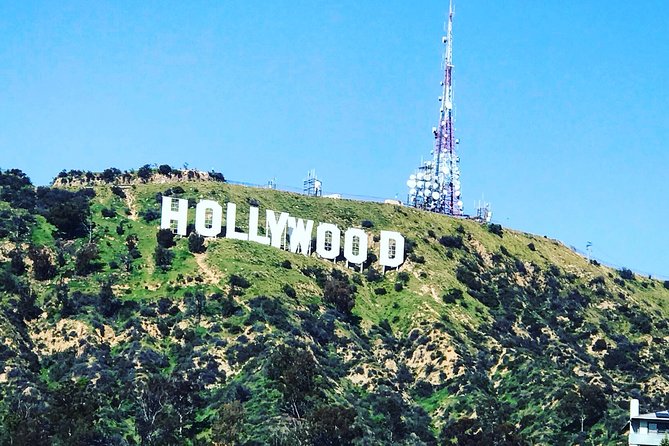 Golden Age of Hollywood Tour - Getting close to the Hollywood Sign
