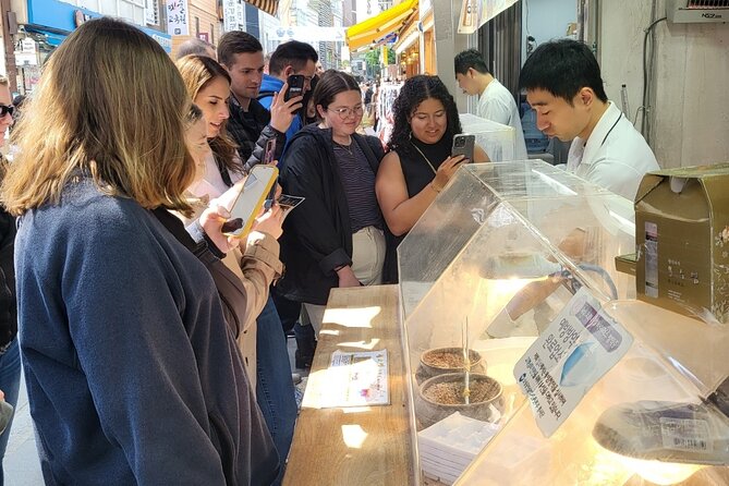 Gwangjang market Netflix Food Walking Tour with Insadong - Why the small group changes the experience
