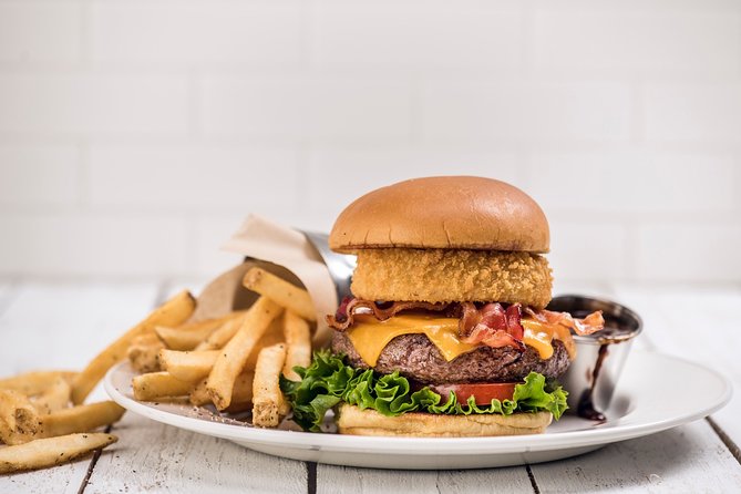 Hard Rock Cafe Hollywood - Family details and practical comfort