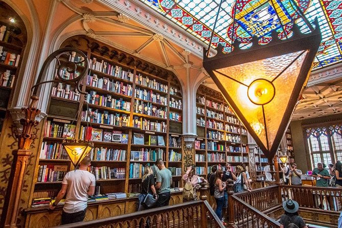 Harry Potter and Lello Bookshop Tour : Highlights and Hidden Gems - Why this Harry Potter tour works best in Porto