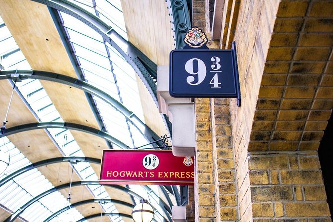 Harry Potter Azkaban Tour (Film Locations & Prison) - Borough Market and London’s food culture
