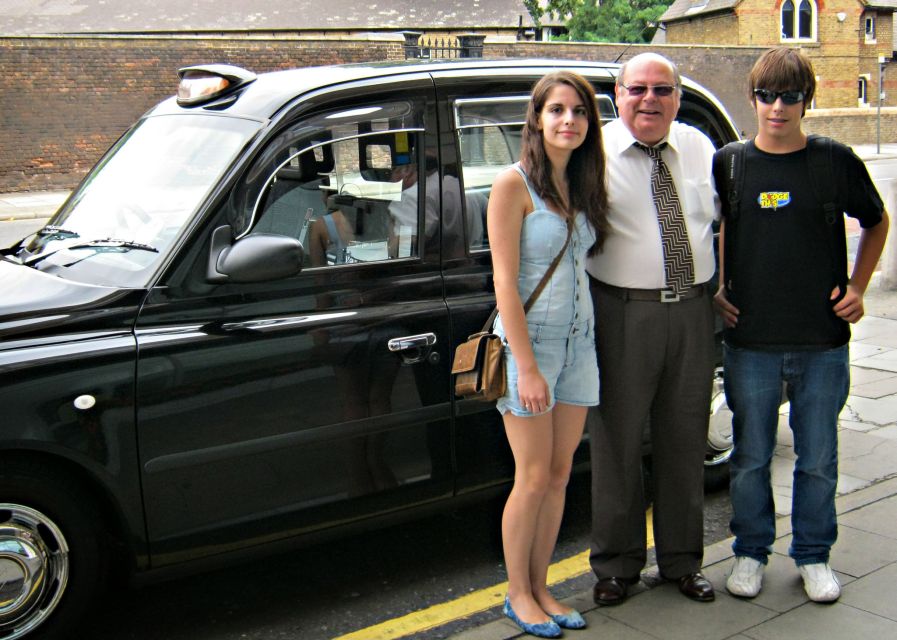 Harry Potter film locations Tour in London - Gringotts Bank and the Knight Bus bridge