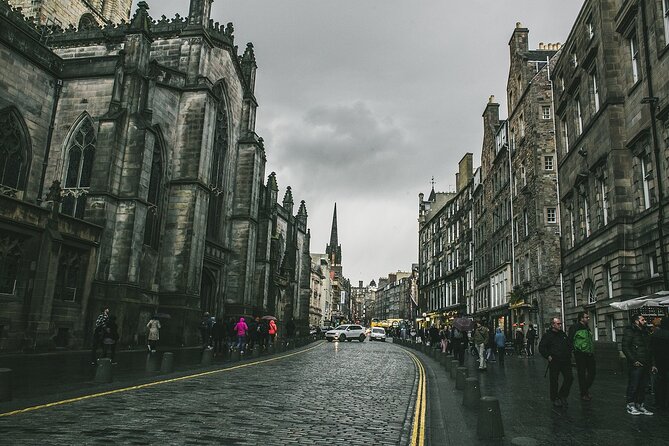 Harry Potter Origins Tour with Edinburgh Castle Tickets - Old Town streets and Edinburgh’s historic mood