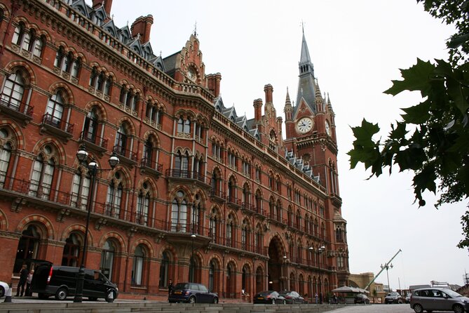 Harry Potter Private Tour in London - Westminster Bridge and the route toward Big Ben