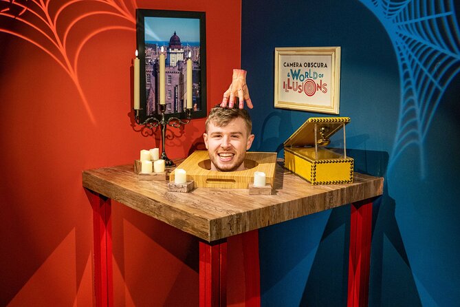 Harry Potter's Edinburgh Tour and House of Illusions Experience - Starting near Tron Kirk on the Royal Mile