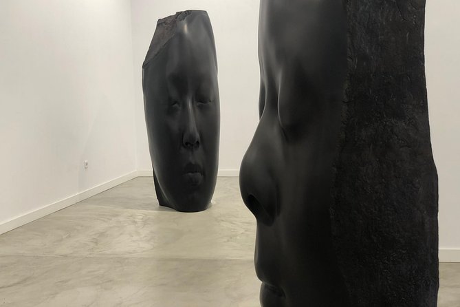 Hidden Art Galleries and Artist's Studio in Madrid - Ending at the studio near Iglesia metro station