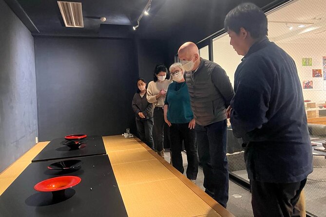 Hiroshima:Private lacquer workshop experience tour(gift included) - Natural materials and everyday tableware