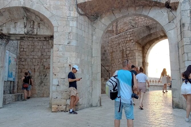 Historic Walk with Game of thrones details in Dubrovnik - The Jesuit stairs and the Baroque heart of the route
