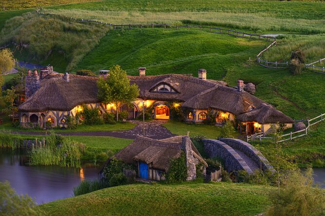 Hobbiton Movie Set Experience: Private Tour From Auckland - Key points at a glance