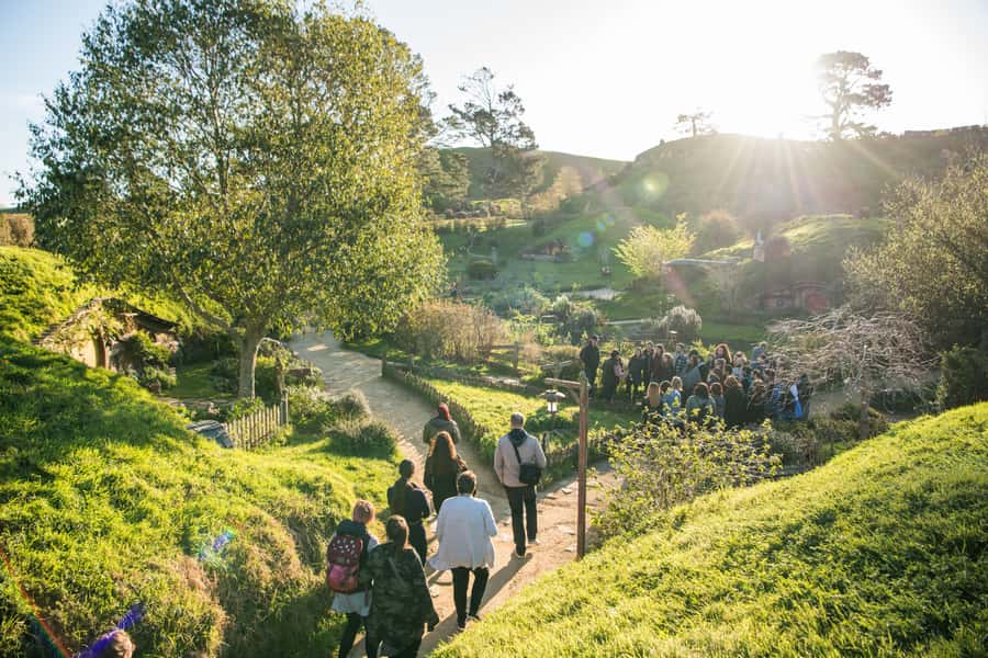 Hobbiton Movie Set: Guided Tour Ticket - Who will enjoy it most
