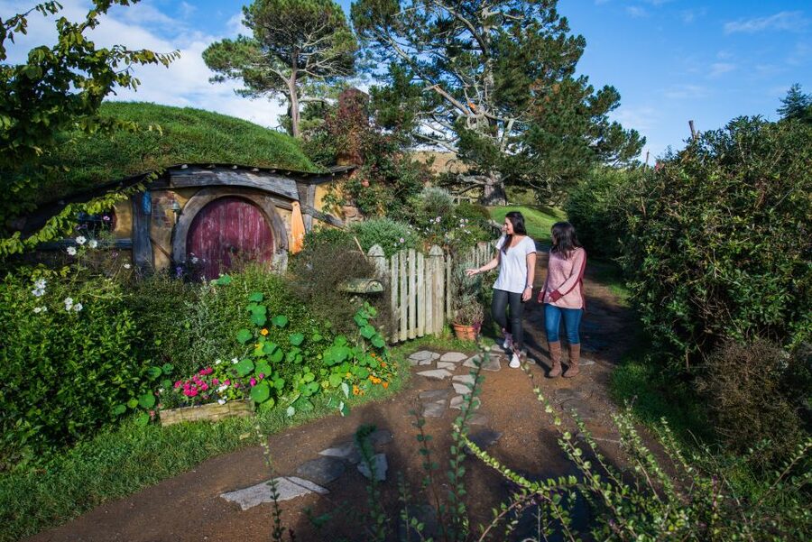 Hobbiton Movie Set & Rotorua Premium Day Tour from Auckland - FAQ
