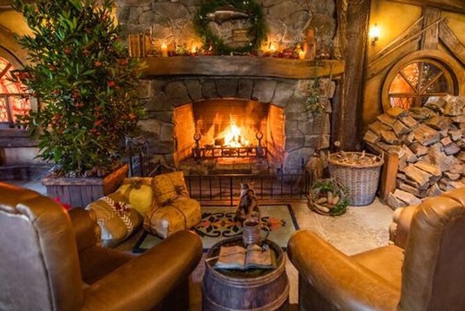 Hobbiton Movie Set Tour to Blue Springs and Mineral Spa - Why this day trip works best as a private outing