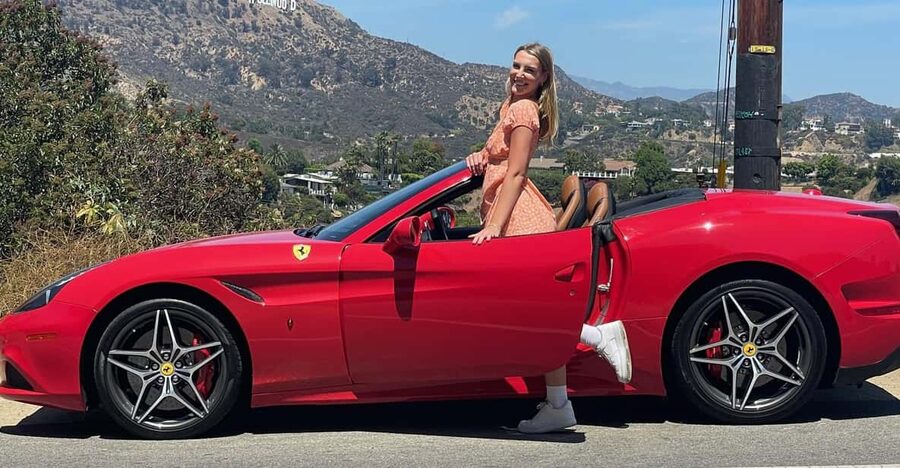 Hollywood: 30 min Hollywood Sign Ferrari Tour - Starting beside Hollywood and Highland